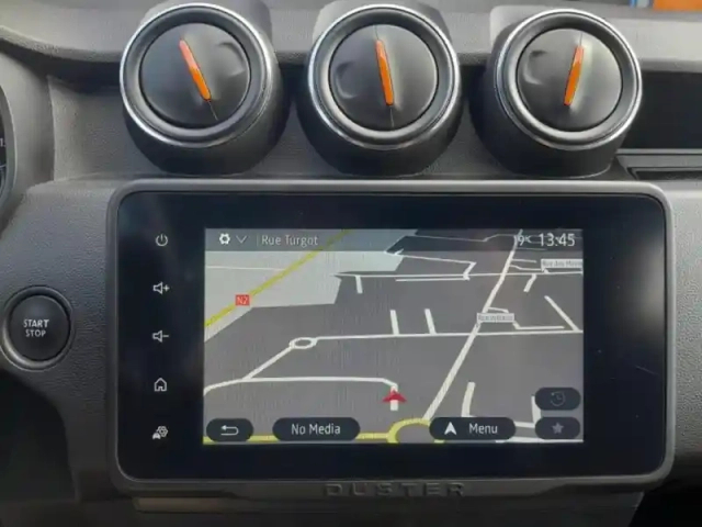 Dacia Duster 1.5 blue dci 115ch extreme 4x2 — photo 13