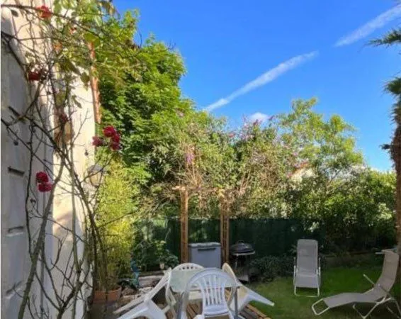 Maison avec jardin