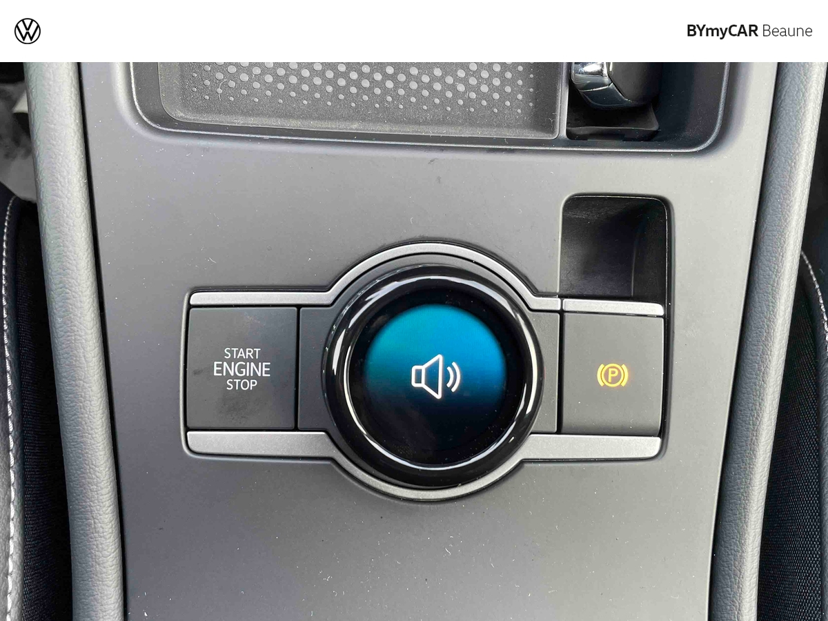 Volkswagen T-Roc 1.5 eTSI Hybrid 150 ch DSG7 — photo 24