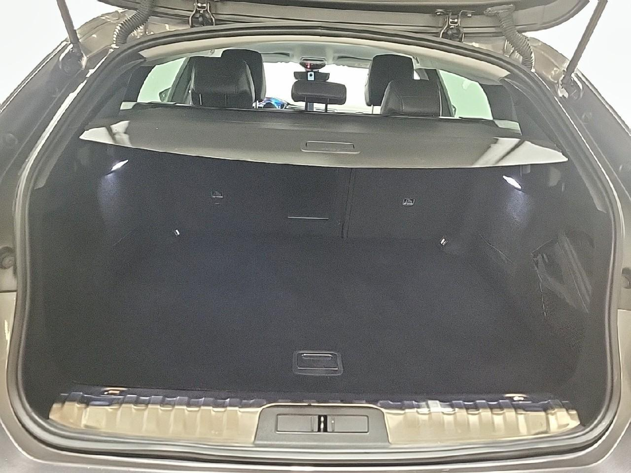 Peugeot 508 sw hybrid 225 e-eat8 allure pack — photo 14