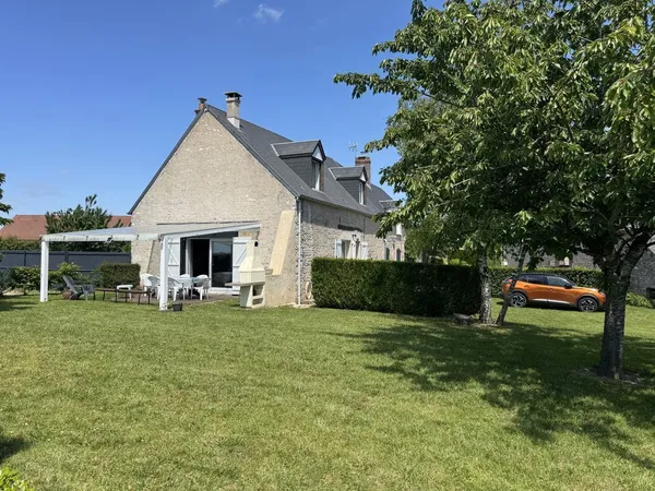 Maison de Pays de 112 m². Le Mée 28220 15mn de Châteaudun.