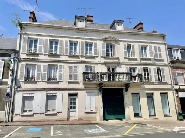 Immeuble de rapport 16 pièces 556 m²