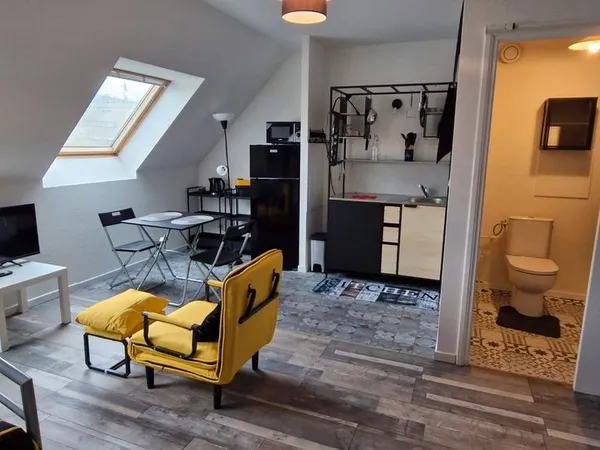 STUDIO MEUBLE 25 M2 Bail Mobilité