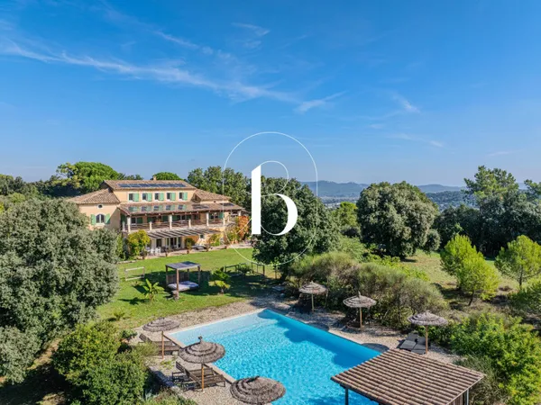 Mas provençal 14 pièces 453 m²