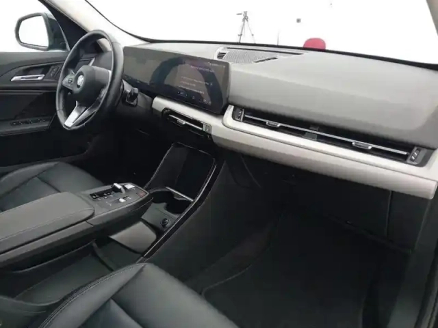 Bmw X1 sdrive18i 136ch — photo 9