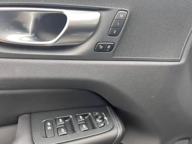 Volvo Xc60 t6 awd hybride rechargeable 253 ch+145 ch geartronic 8 — photo 25