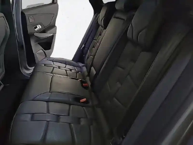 Ds Ds 7 ds7 crossback hybride e-tense 300 eat8 4x4 — photo 49