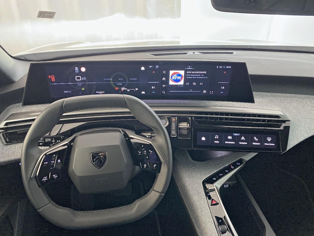 Peugeot 3008 hybrid 145 e-dcs6 allure — photo 15