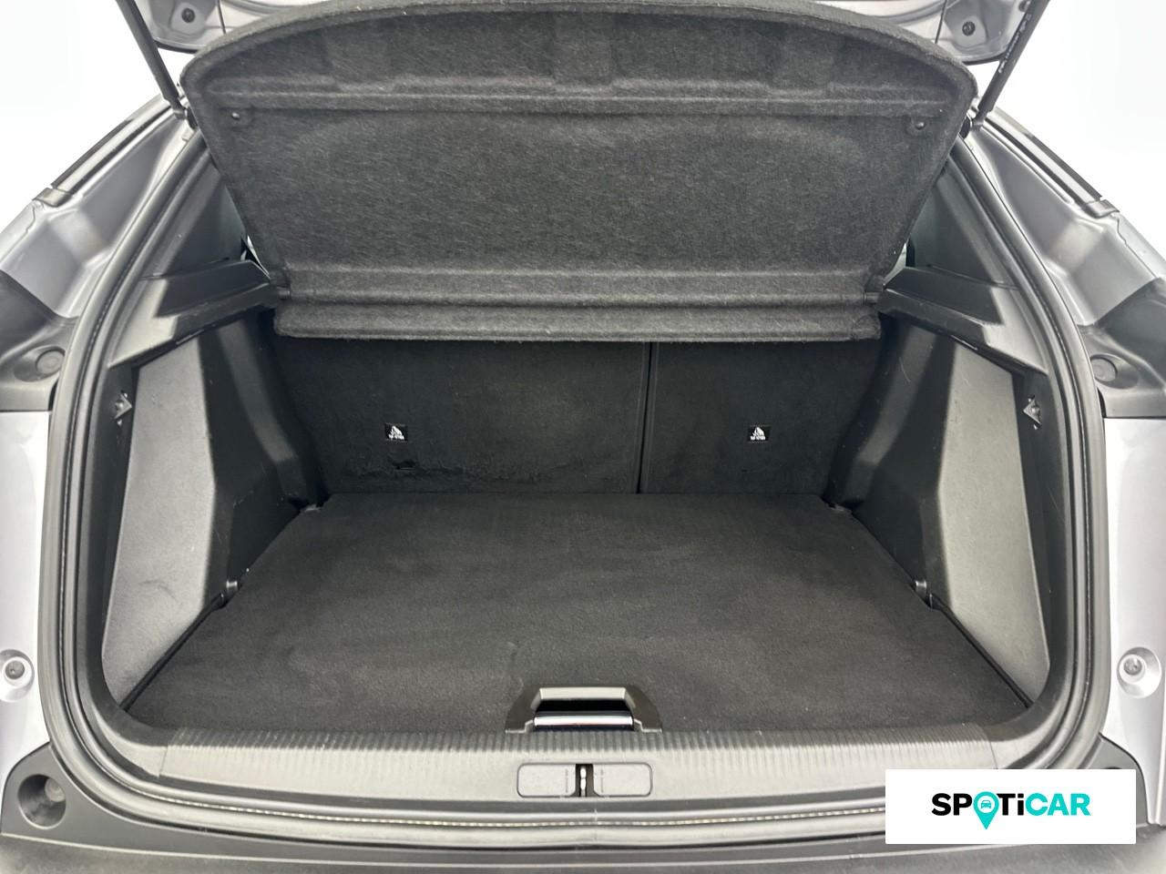 Peugeot 2008 1.2 puretech 130ch s&s roadtrip eat8 — photo 6