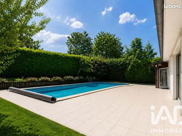 Maison 7 pièces 156 m²