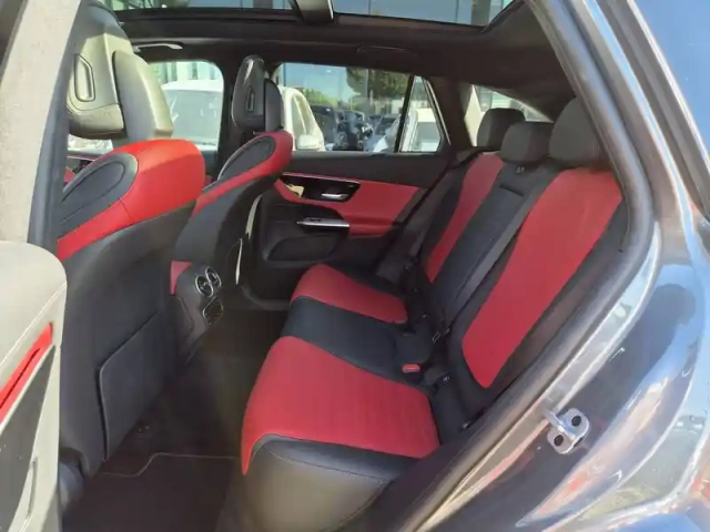 Mercedes Glc 300 de 9g-tronic 4matic — photo 10
