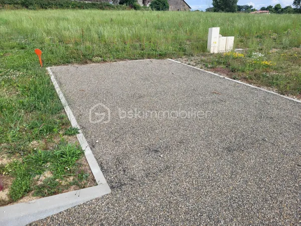 Terrain 1335 m²
