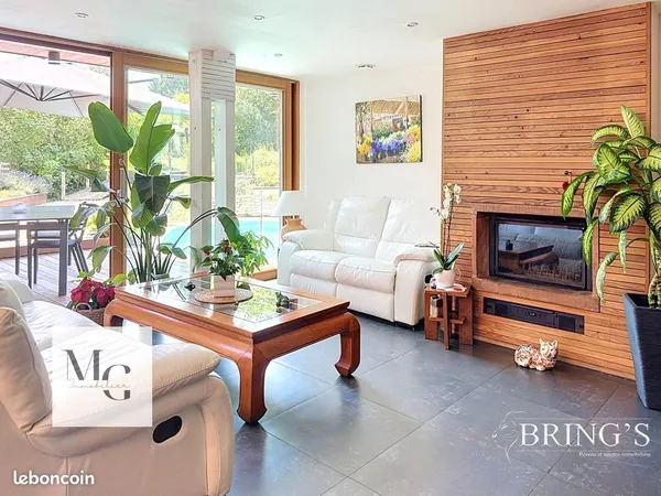 Maison 22 pièces 655 m²