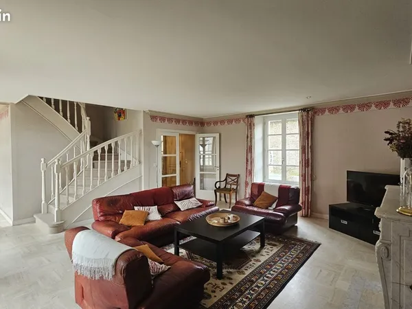Propriété 7 pièces 171 m²