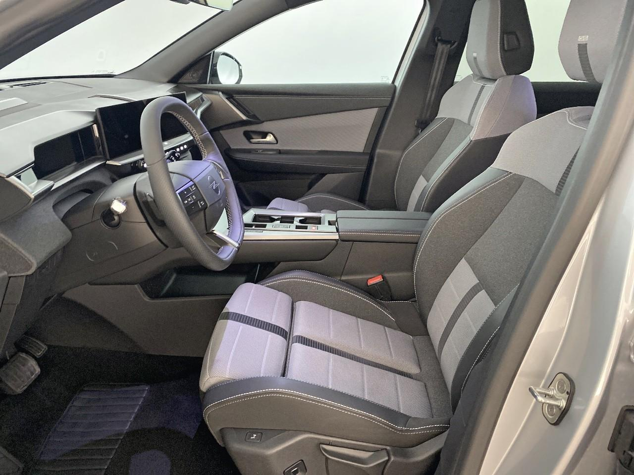 Opel Grandland 1.2 turbo hybrid 136 ch e-dct6 gs — photo 9