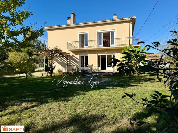Maison familiale de 7 chambres avec jardin et véranda