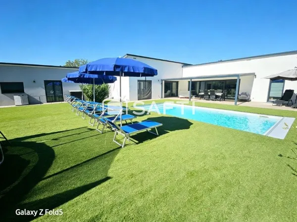 MAISON CONTEMPORAINE D'EXCEPTION - 216 m² - PISCINE CHAUFFÉE - GÎTE INDÉPENDANT