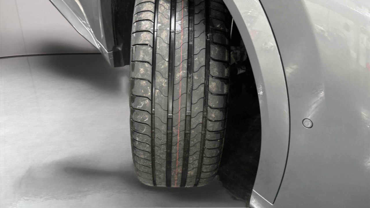 BMW iX2 eDrive20 204ch BVA — photo 9