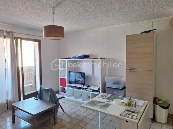 Studio 1 pièce 27 m²