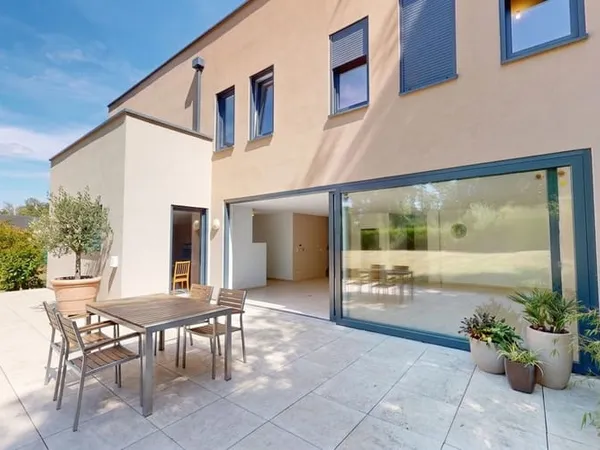 Maison 5 pièces 164 m²