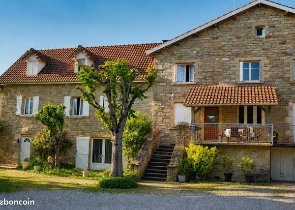 Corps de ferme rénové 3 habitations