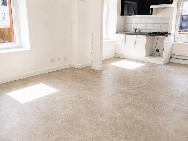 Maison mitoyenne 3 pièces 57 m² avec jardin - Ruaux