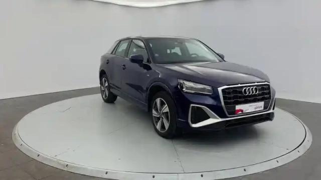 Audi Q2 35 tdi 150 s tronic 7 s line — photo 20