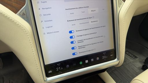 Tesla Model S AWD 100 kWh Dual Motor - Long Range – 2018 – 85187 km – Électrique – Boîte Automatique — photo 6