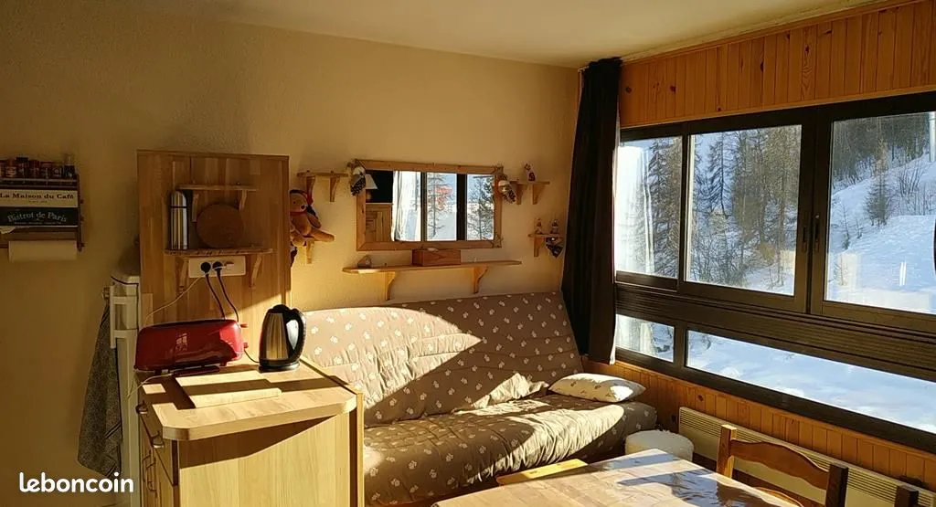 Photo 1