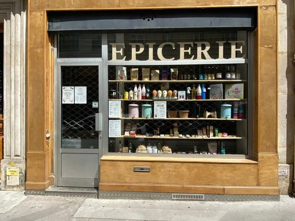 Local commercial à louer Paris 11e 35m2 direct propriétaire