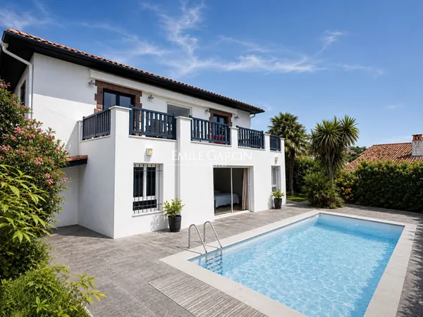 A vendre - Maison de charme - Ciboure Bordagain - Piscine Terra