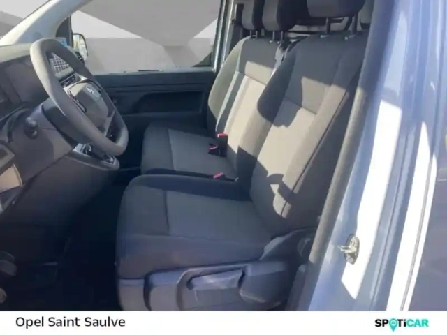 Opel Vivaro fg xl 2.2 diesel 150ch pack premium connect — photo 11
