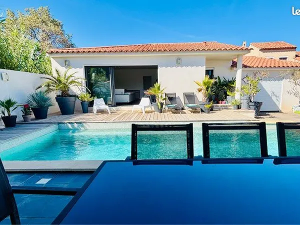 Villa semi-contemporaine