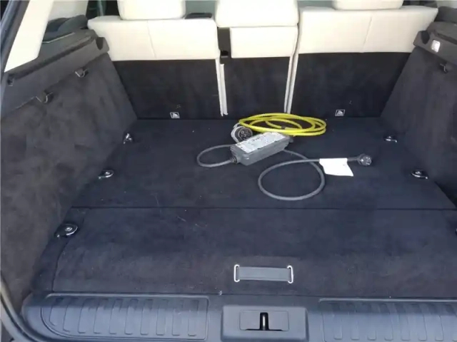 Land Rover Range Rover mark ix p400e phev 2.0l 404ch — photo 5