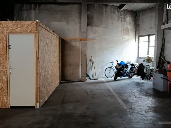 Place parking moto