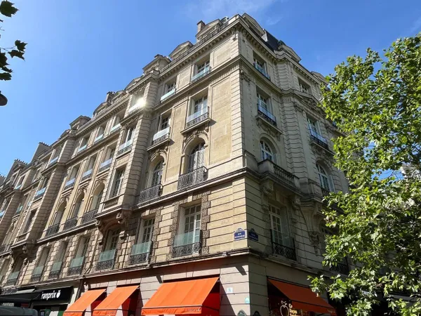 Bureaux 367 m²