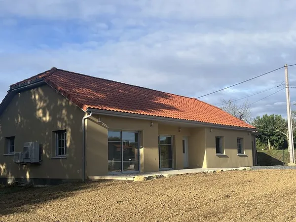 Maison neuve de 120 m² avec garage et jardin - Madiran