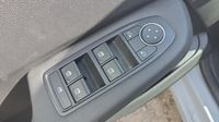 Renault Clio 1.5 dCi 100ch Evolution - 25 — photo 12