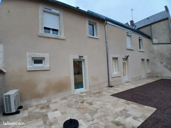 Location T5 avec jardin