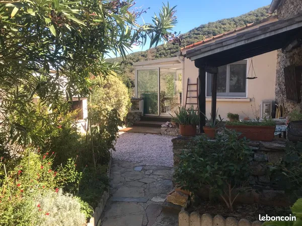 Maison et jardin avec vue exceptionnelle