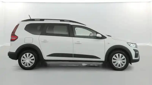 Dacia Jogger eco-g 100 5 places — photo 15