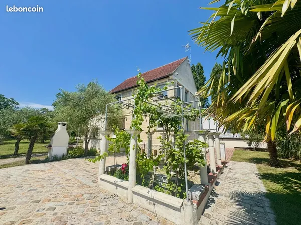 Maison 7 pièces 120 m²