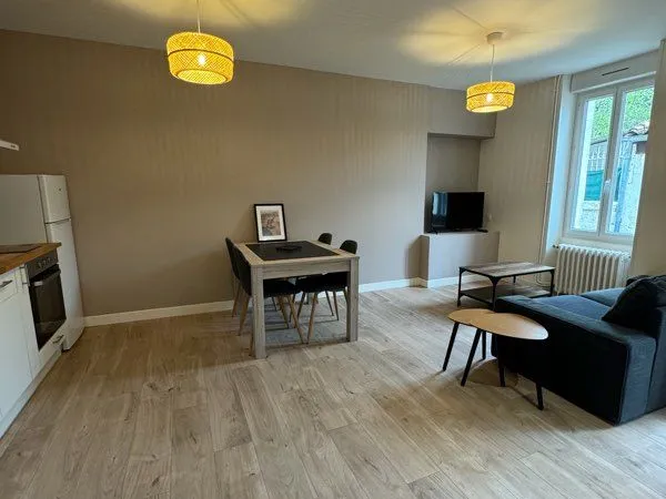 Maison meublée 50m2 centre ville + garage