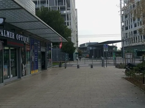 LOCAL COMMERCIAL à CEDER
