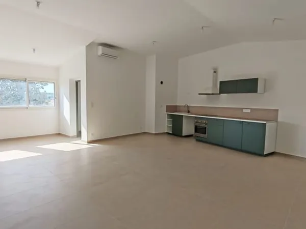 Appartement 2 pièces 77 m²
