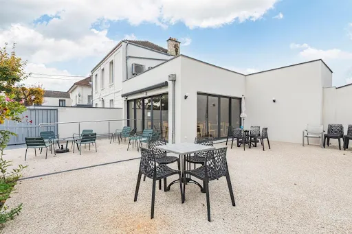 Propriété 30 pièces 1126 m²