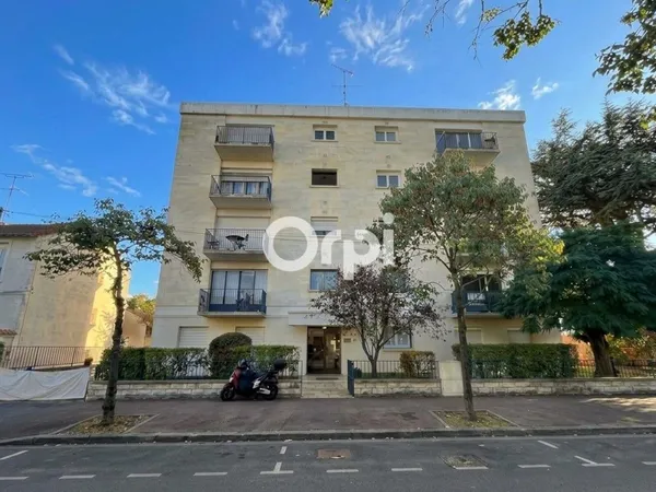 Studio 1 pièce 23 m²