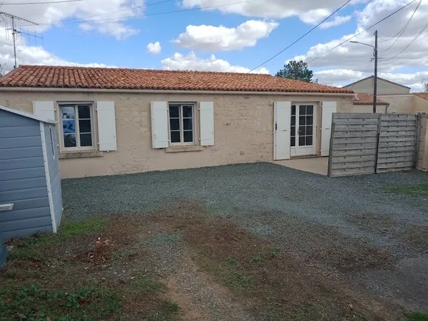 Maison de 65m2 à louer sur Doix lès Fontaines