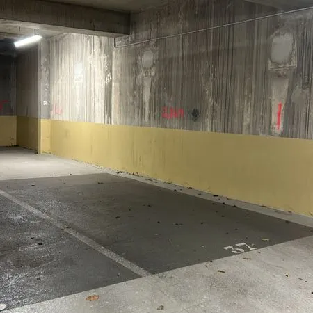 Garage et parking Location Colombes 100€