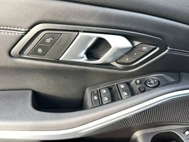 Bmw Serie 3 330e xdrive 292 ch bva8 — photo 23
